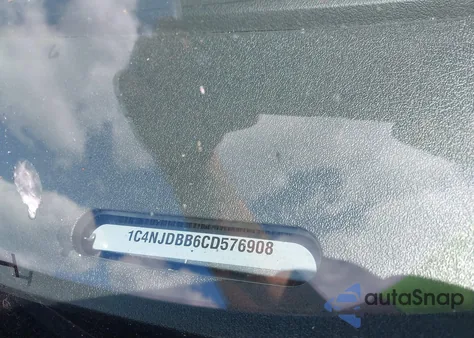 2012 Jeep Compass Sport из США, поврежденный, VIN 1C4NJDBB6CD576908